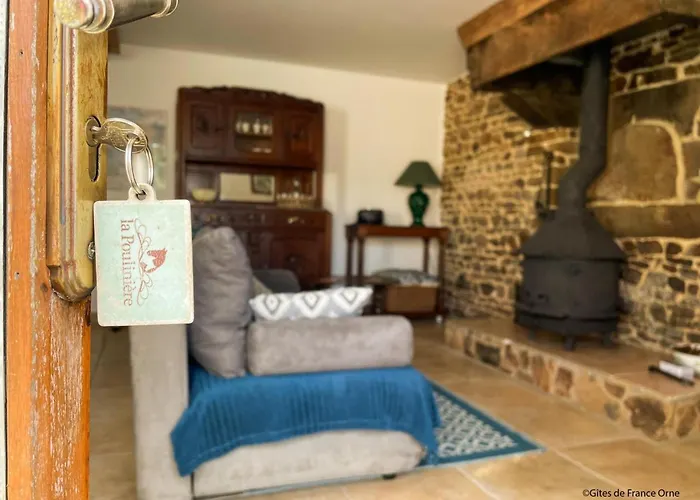 Maison Individuelle Avec Et Jardin, Pres De Domfront - Fr-1-497-101 L'Epinay-le-Comte